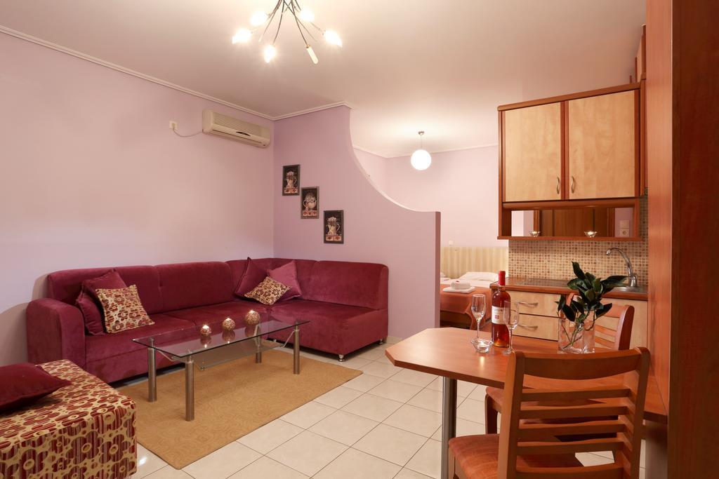 Politia Villas Karystos  Rum bild